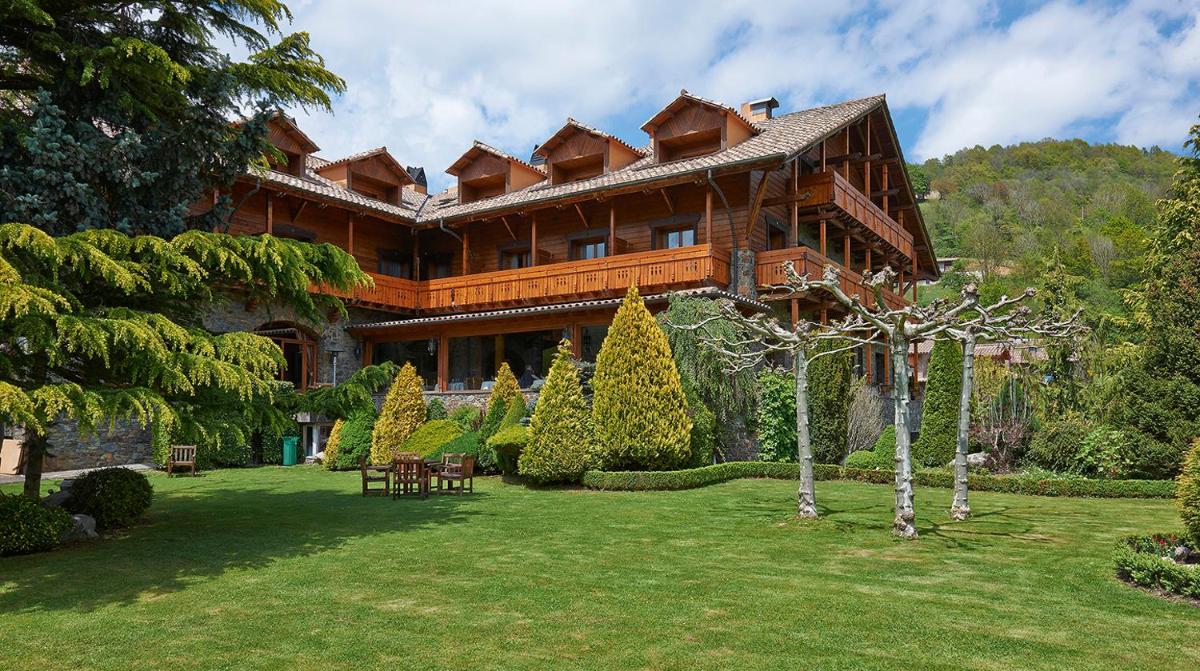 Jardín al aire libre en Hotel Grèvol Spa