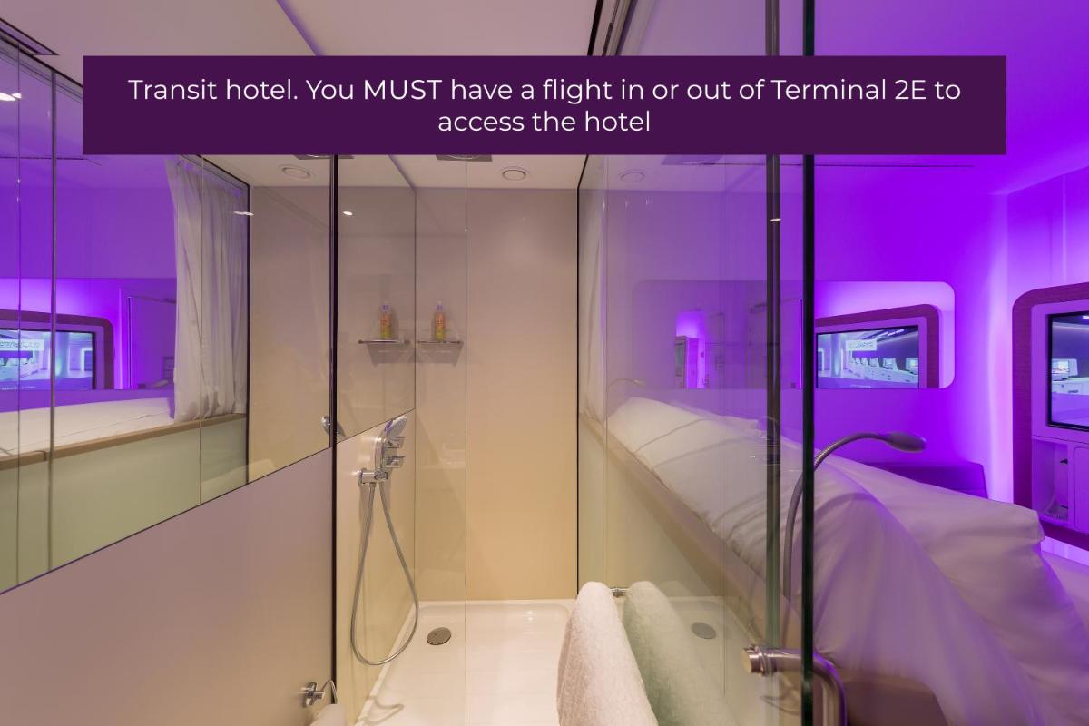 YOTELAIR Paris CDG Transit Hotel Terminal 2E Roissy En France yotelair-paris-cdg-transit-hotel-terminal-2e-roissy-en-france