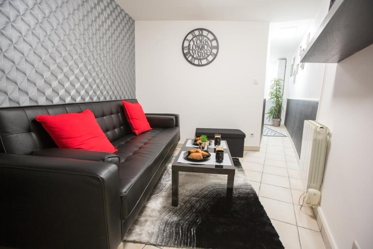 - - Housity