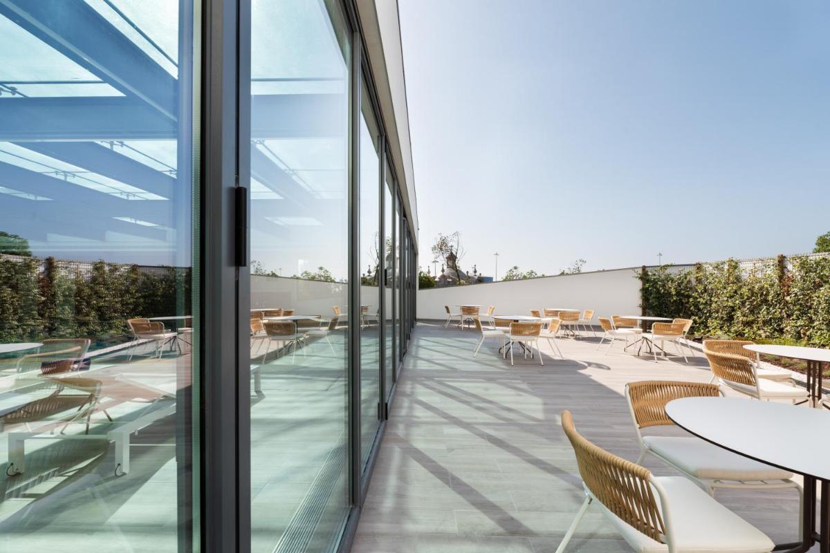 Uma varanda ou terraço em Eurostars Matosinhos
