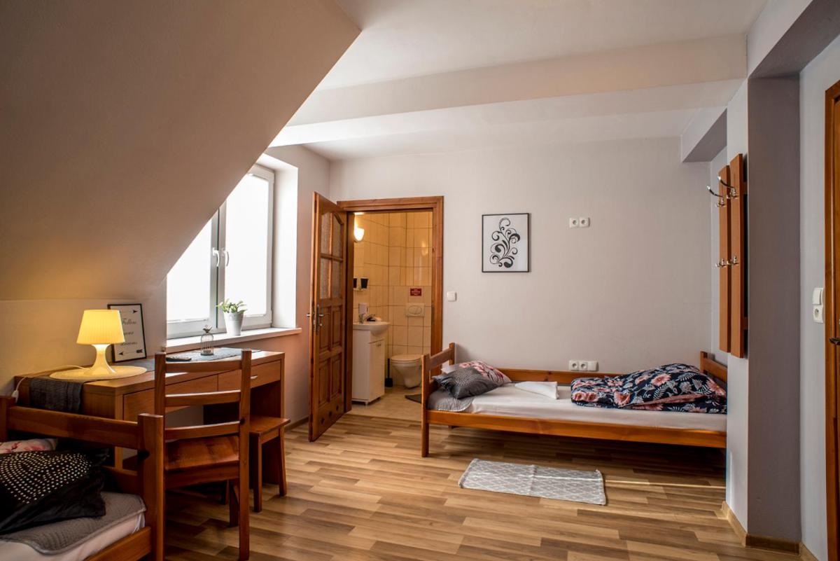 Willa Nad Dunajcem - Housity