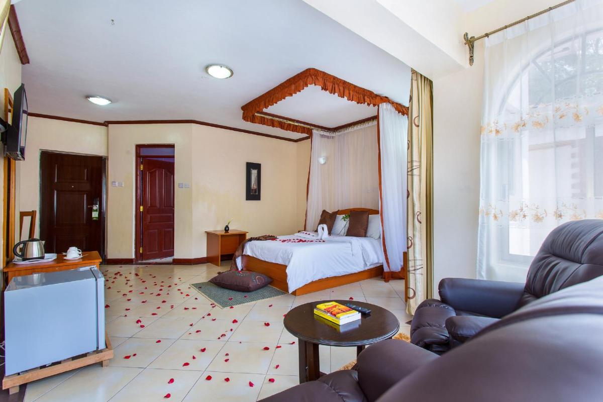 Convent International Hotel- Nairobi - Housity