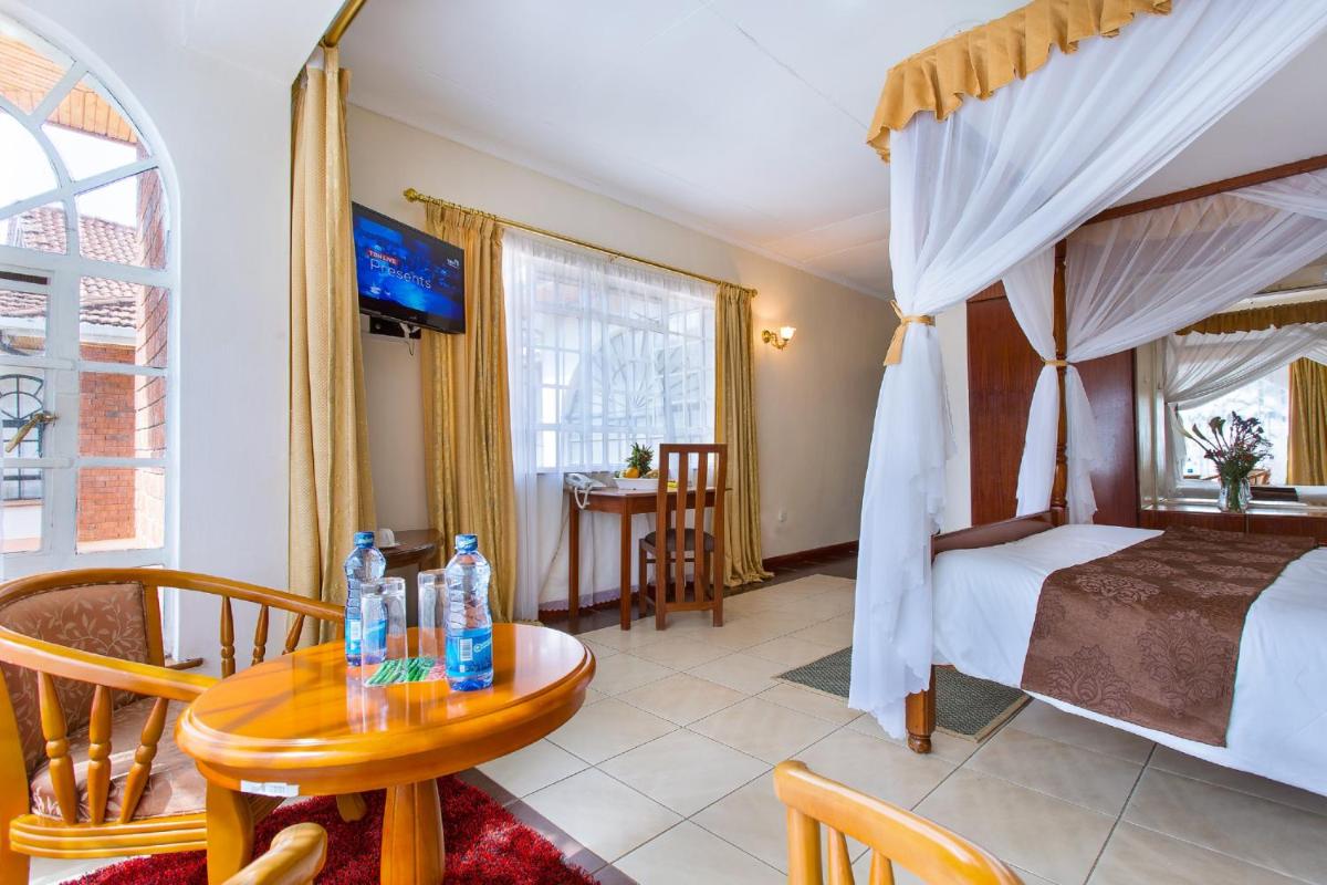 Convent International Hotel- Nairobi - Housity
