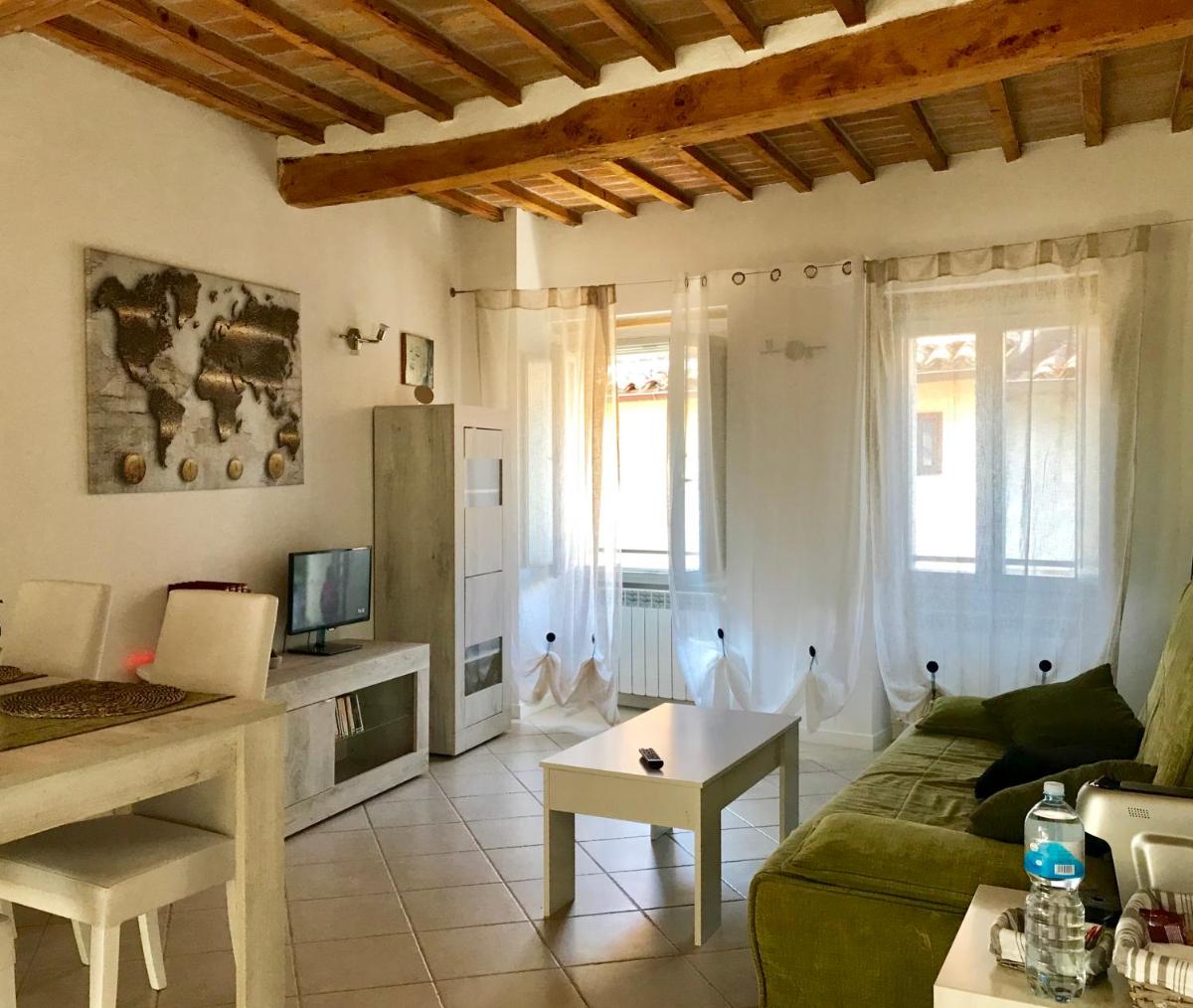 Le Déjà Vue - Housity