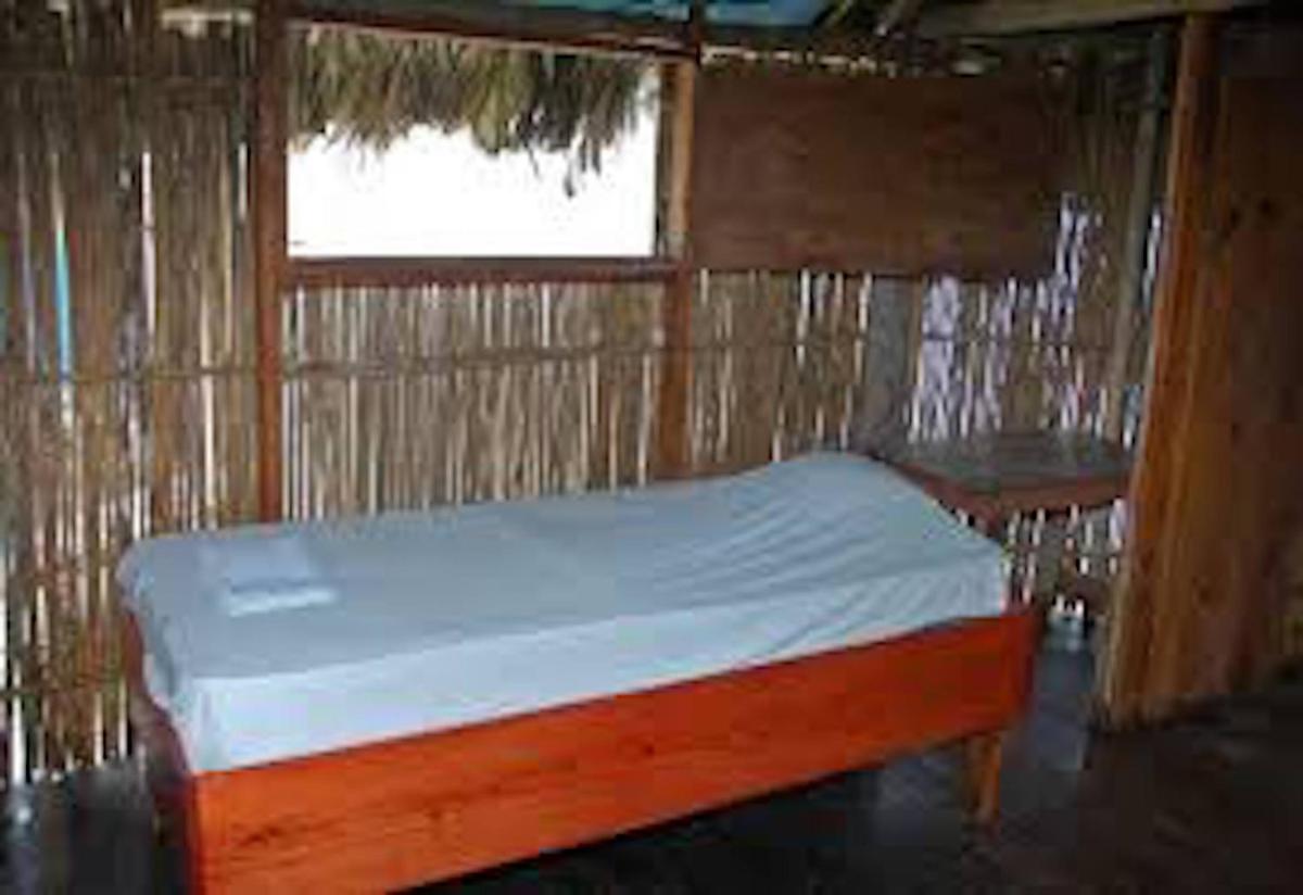 San Blas Islands - Private Cabin Over-the-Ocean + Meals + Island Tours - Housity