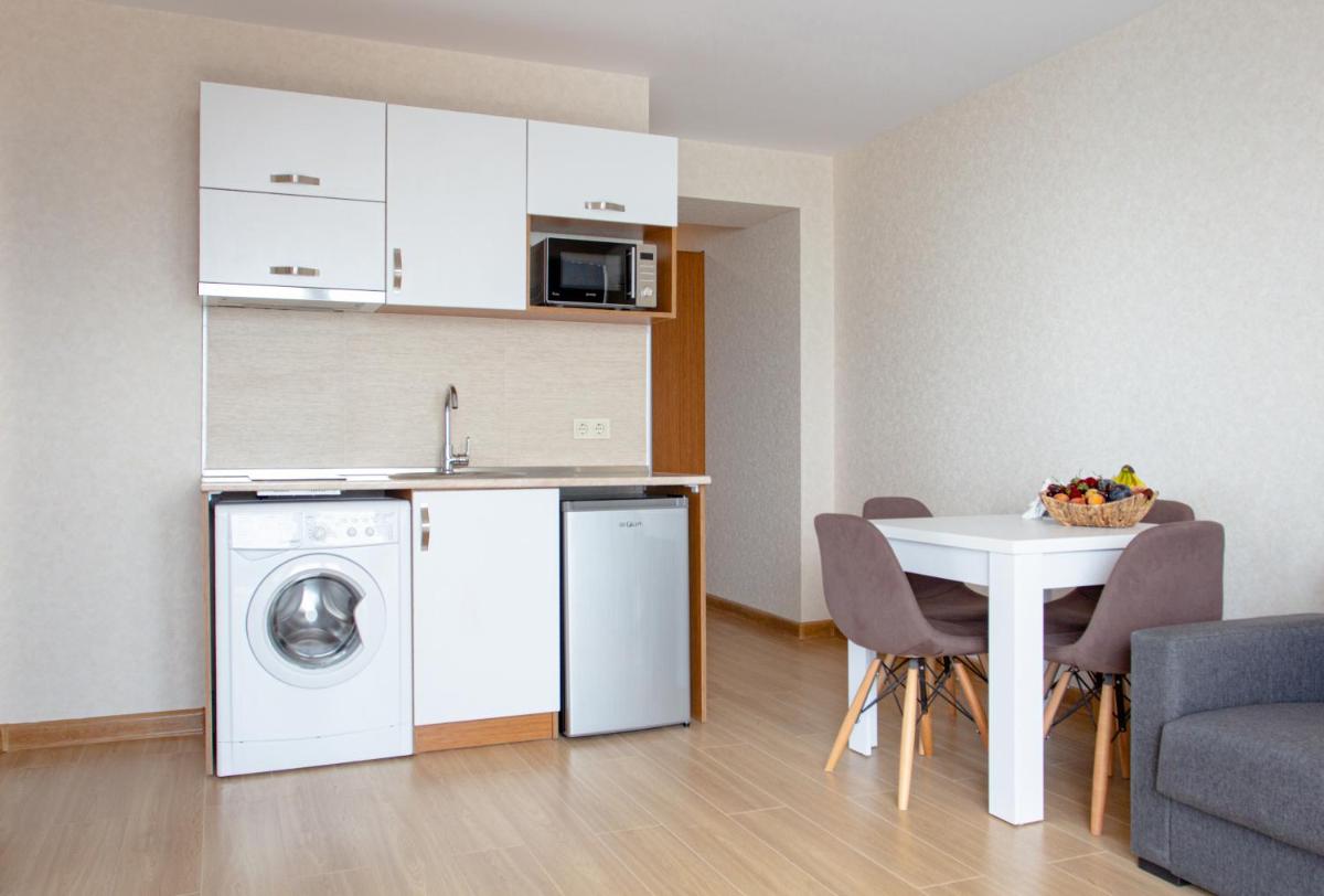 Orbi beach tower 70m with panorama sea and parc view - Housity