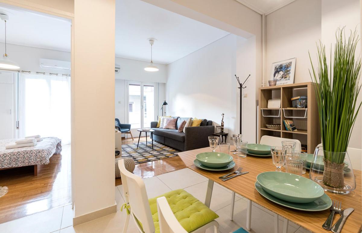 Suitetrails - 1 KM from The Acropolis 1 Bedroom Apt Netflix And Washing Machine