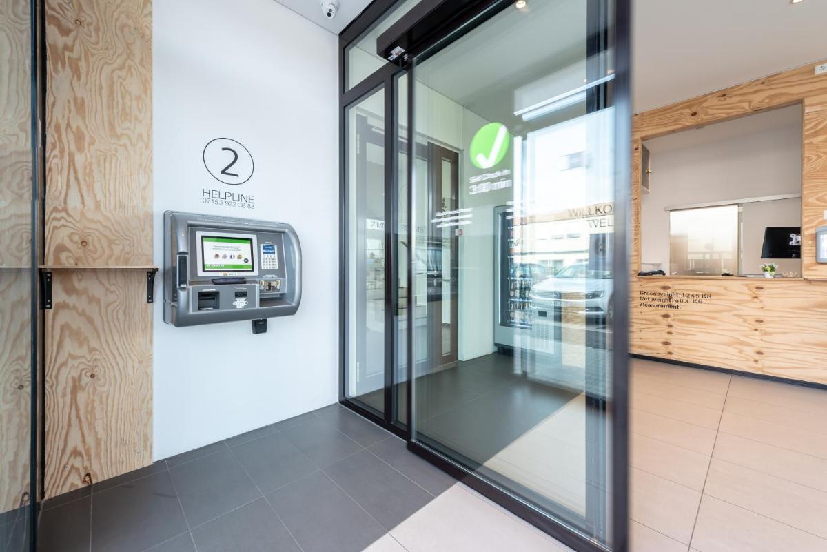 a2 HOTELS Denkendorf - Airport & Messe - Housity
