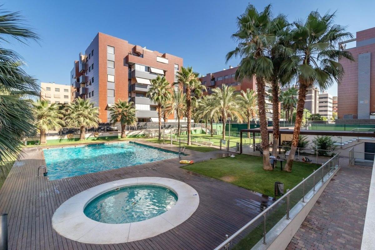 Apartamento Fórum-Ciencias con Piscina, Gym & Parking - Hizvo