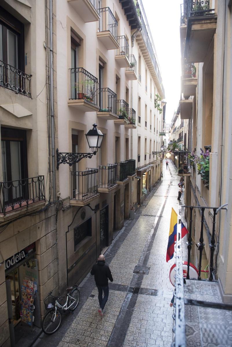 Ku by Oldtown San Sebastian apartments - Housity