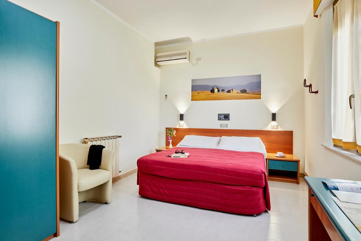 Santa Caterina Hotel & Bike - Housity