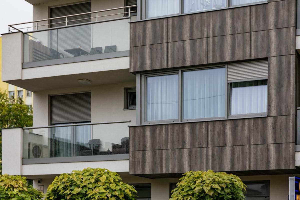 TODOR APARTMENTS Center - Housity