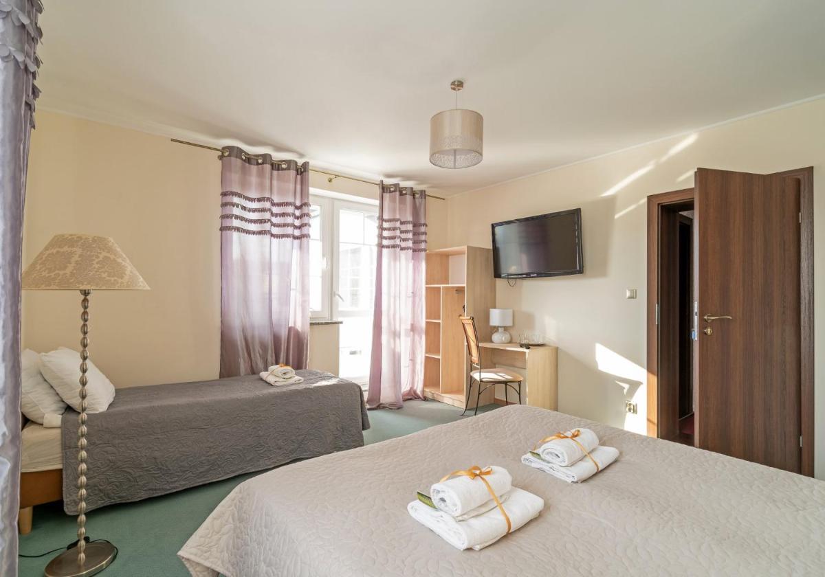 Villa Zdrojowa - Housity
