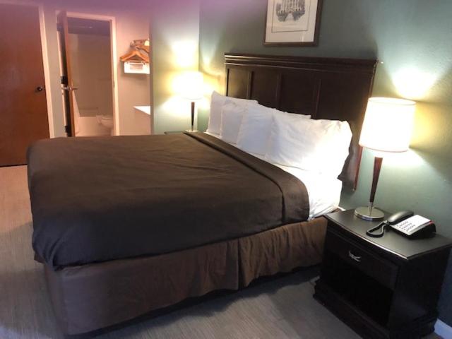Americas Best Value Inn Athens - Housity