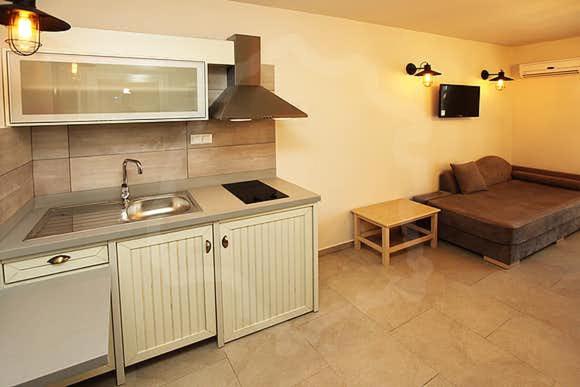 anastasia studios - Housity