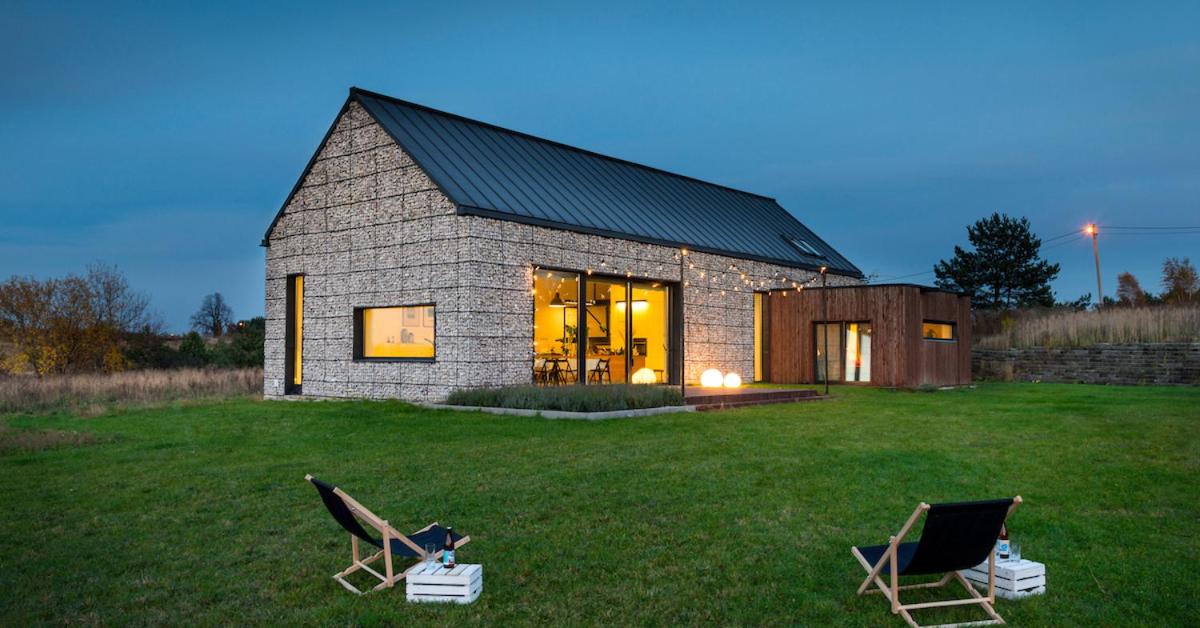 Dom na jurze - Housity