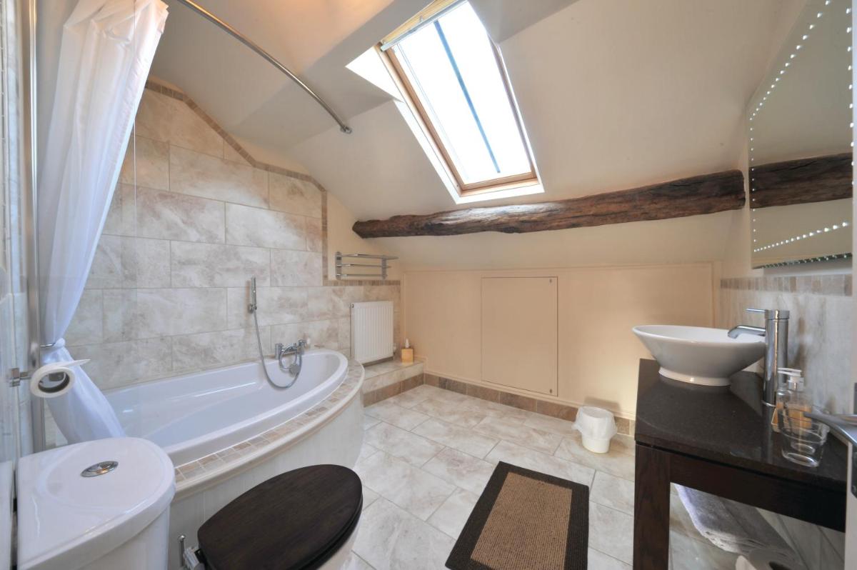 Priory hotel - Housity