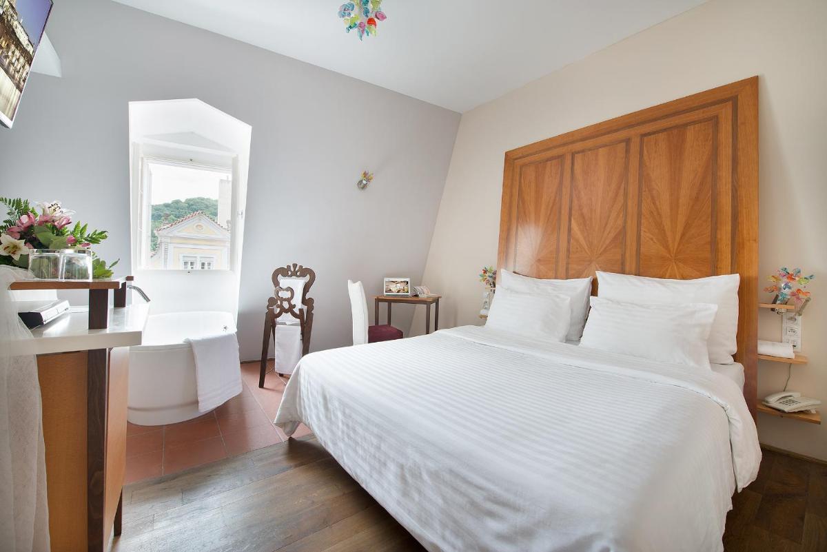 Design Hotel Neruda - Housity