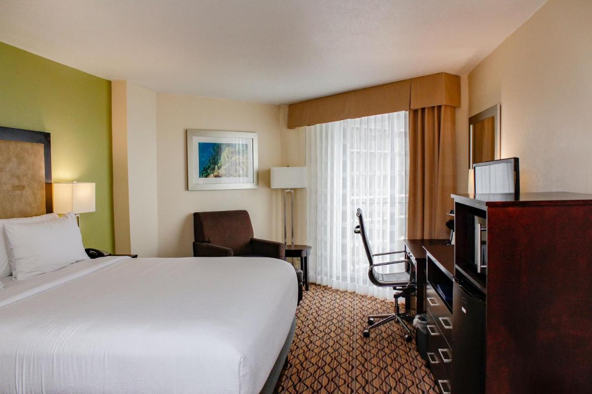 Suitetrails - Holiday Inn Corpus Christi Downtown Marina, an IHG Hotel