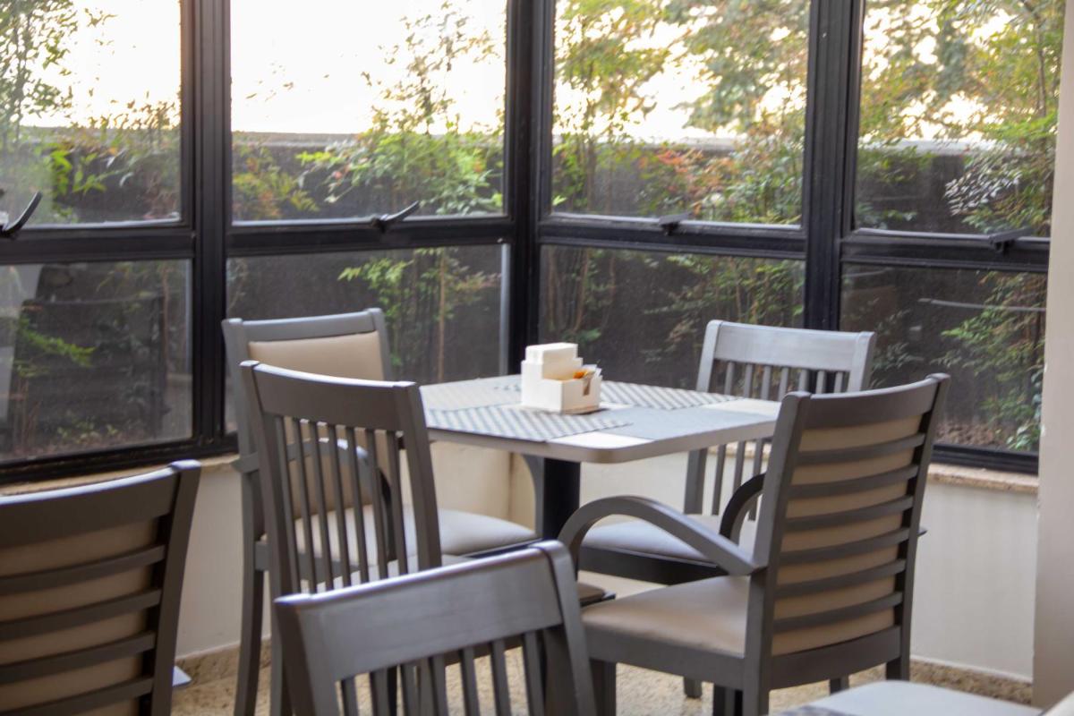 Aparthotel Twin Towers - Housity