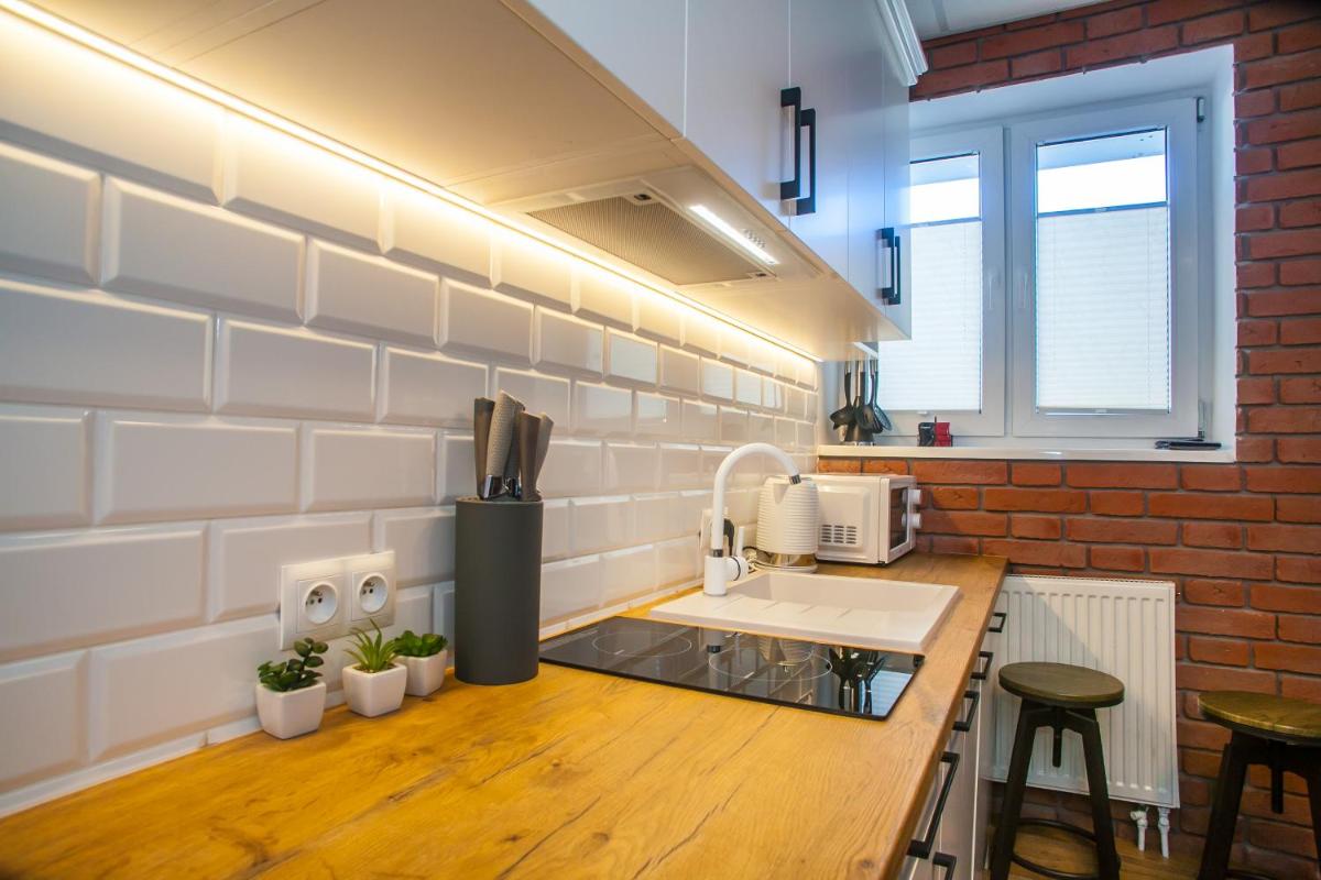 Main Street Chłodna Apartment - Hizvo