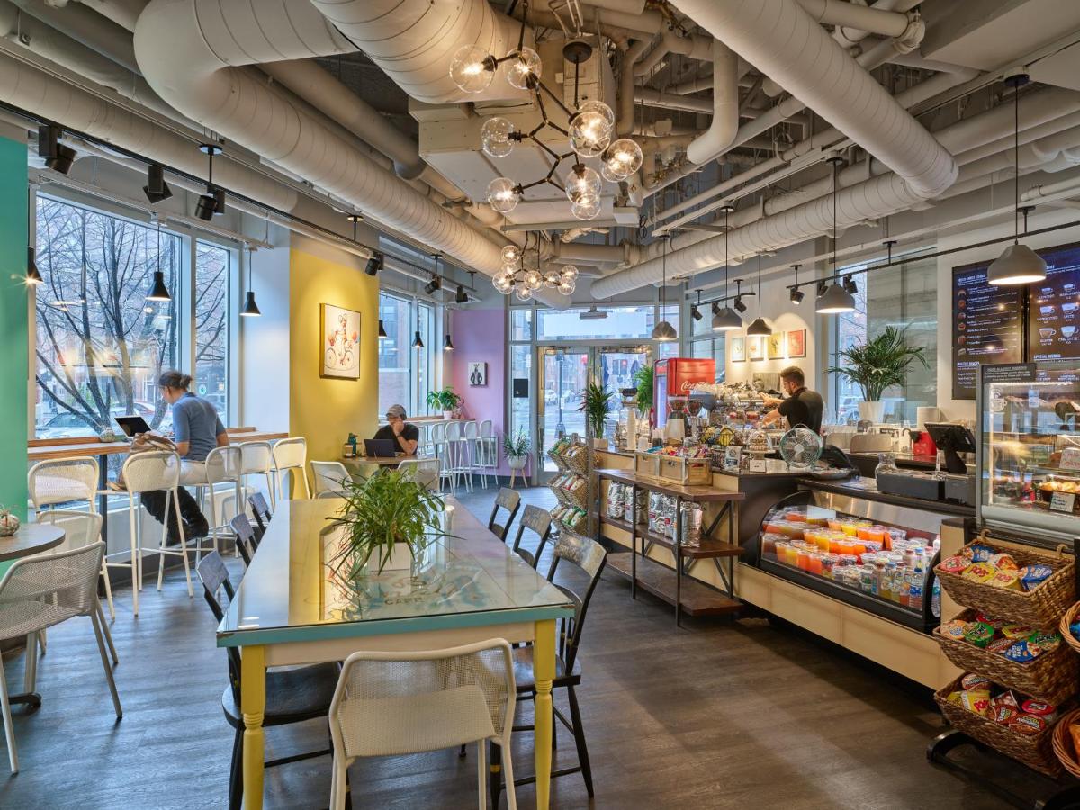 Battery Wharf Hotel, Boston Waterfront - Housity