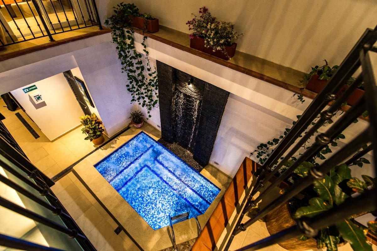Hotel Boutique Marbore - Housity