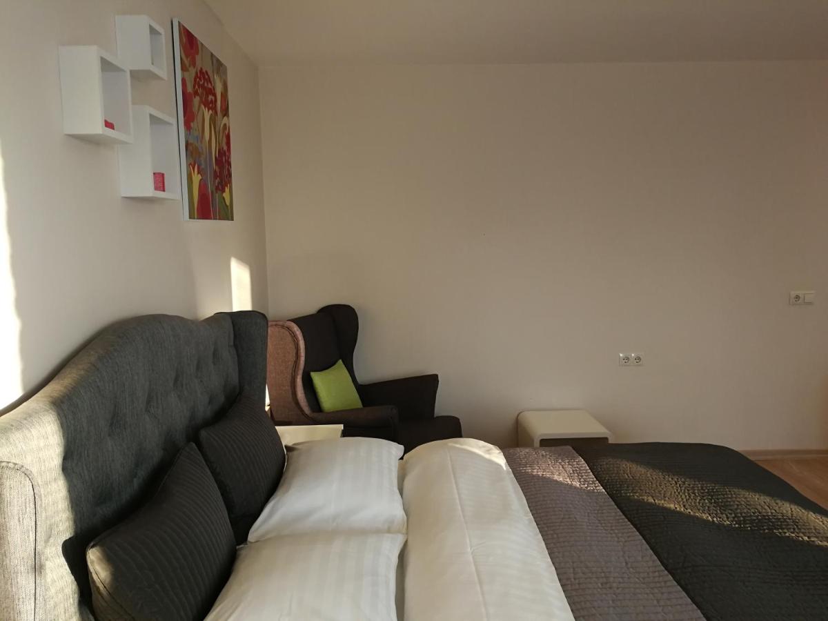 VIN service Atbrivosanas alley 101 - Housity