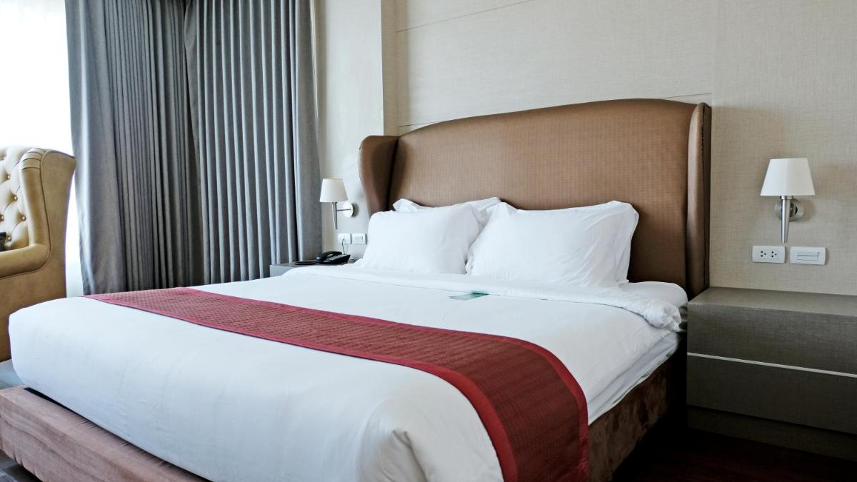 The Cheewin Hotel And Convention - Housity