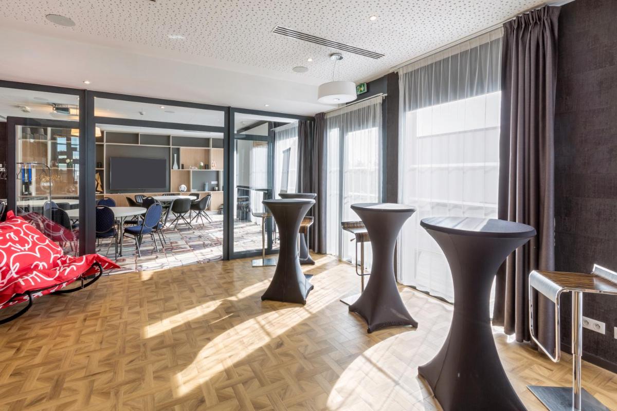 Coin salon dans l'établissement Best Western Plus Europe Hôtel Brest