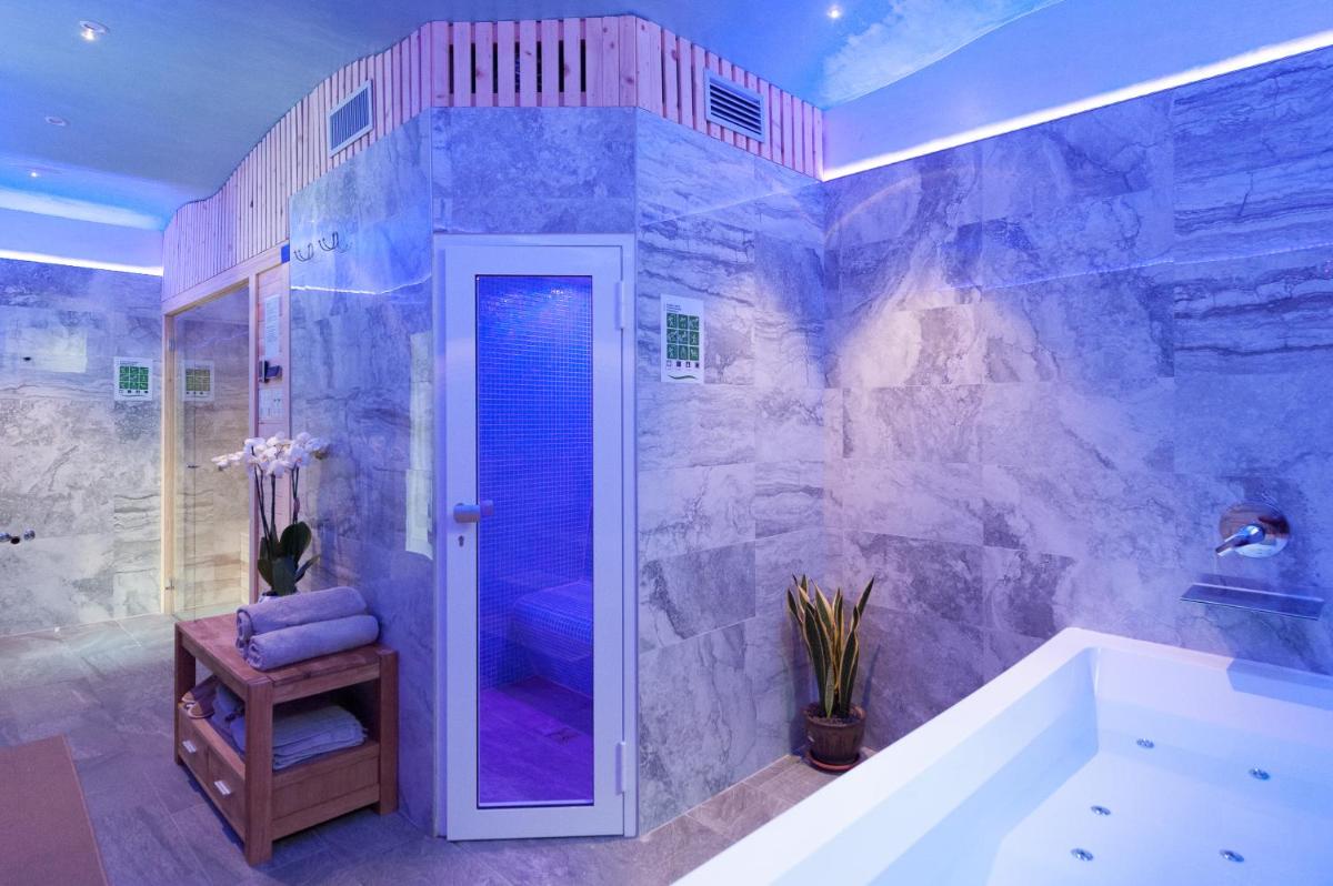 Villa Luxury House & Spa - Housity