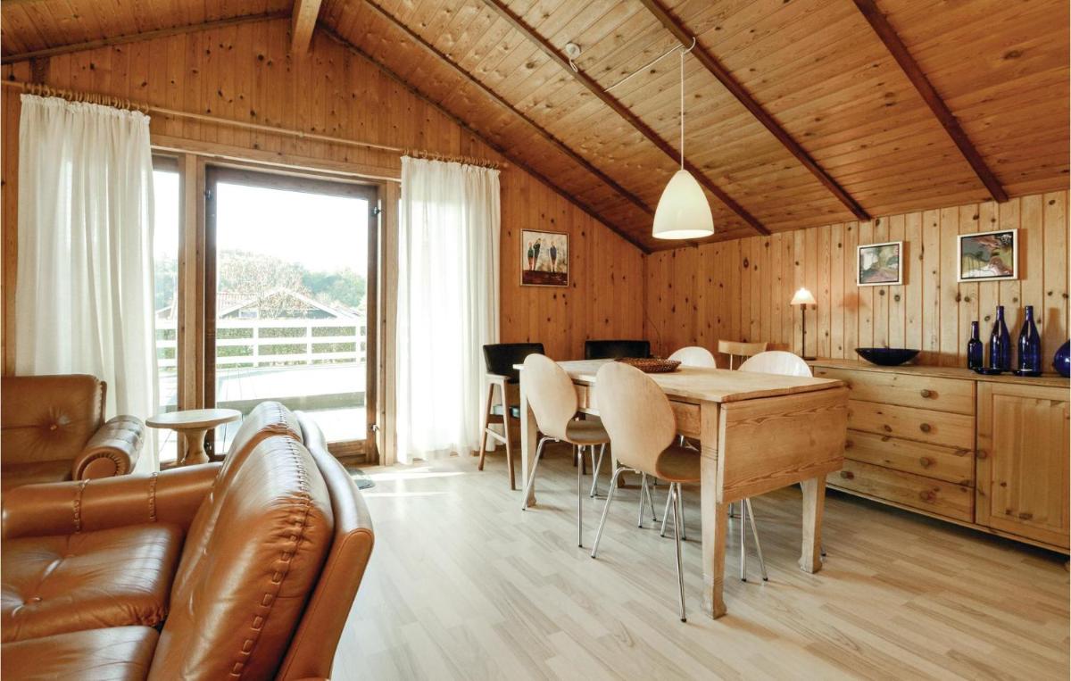 3 Bedroom Amazing Home In Bjert - Housity