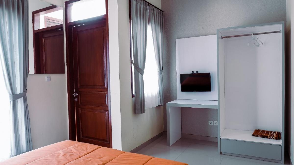 Villa Kenziea - 2 Bedrooms - Housity