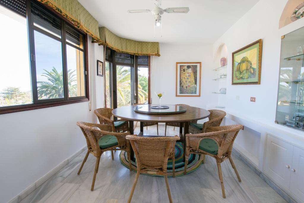 Rural villa with Private Pool - Housity