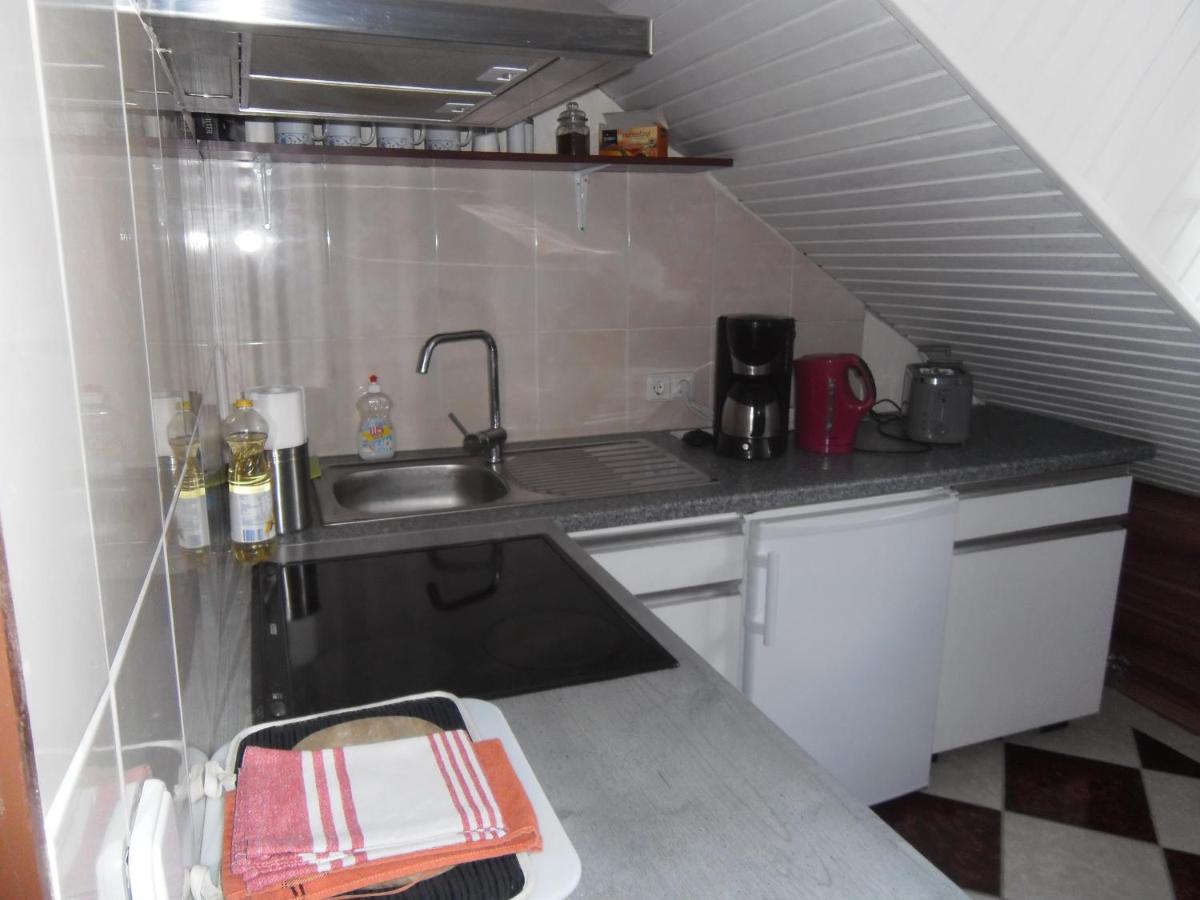 Dach-Studio-Runkel Schadecker Straße 6 - Housity