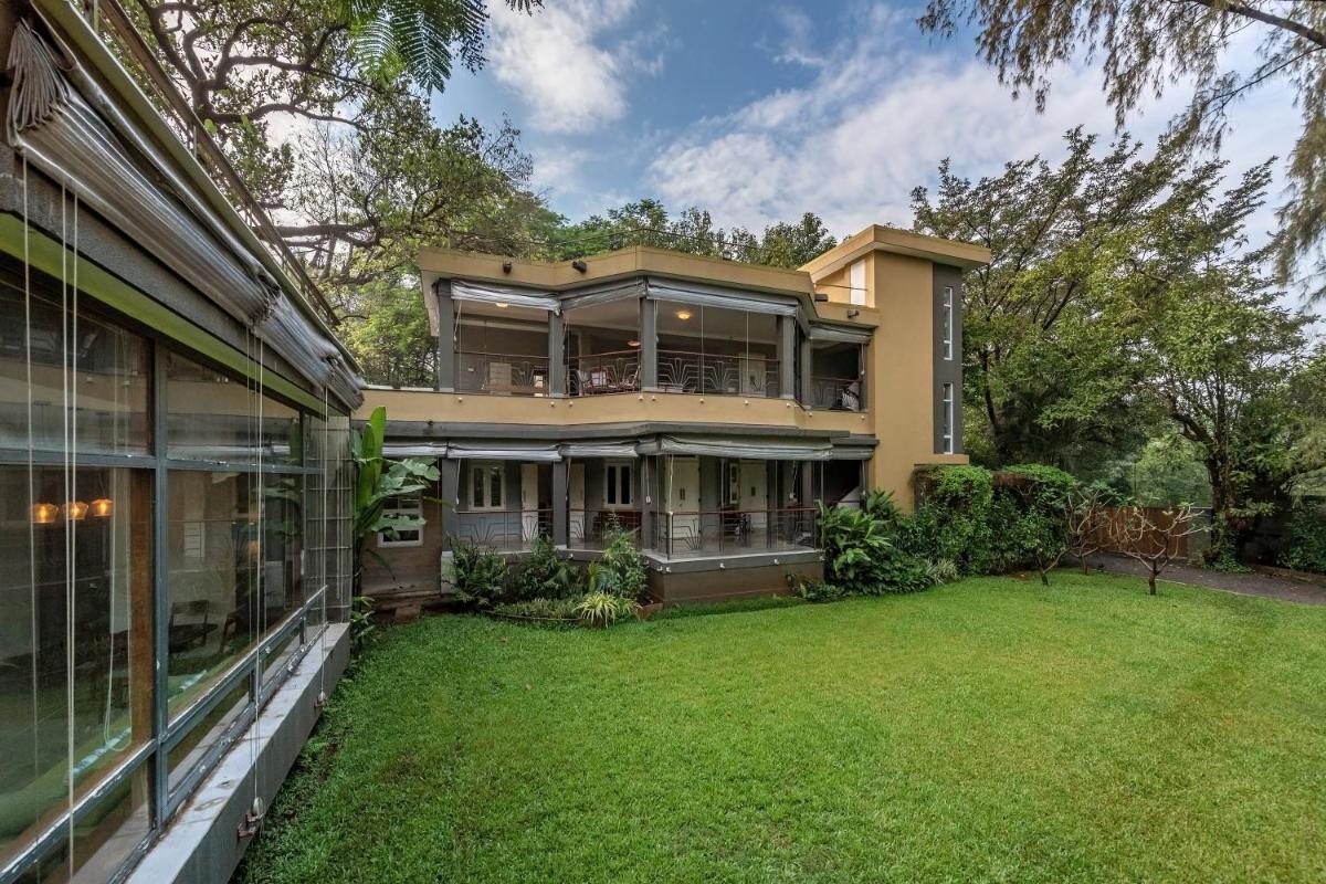 SaffronStays Odeon, 4 BDR Heritage Bungalow In The Heart Of Khandala - Housity