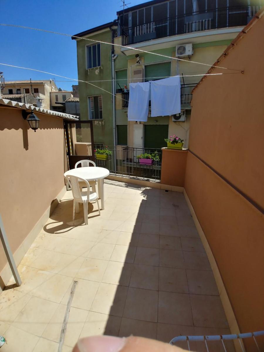 planet rooms - Housity