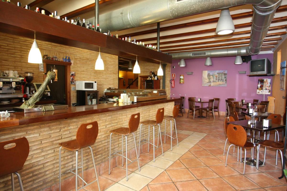 Hotel Con Encanto La Façana - Housity
