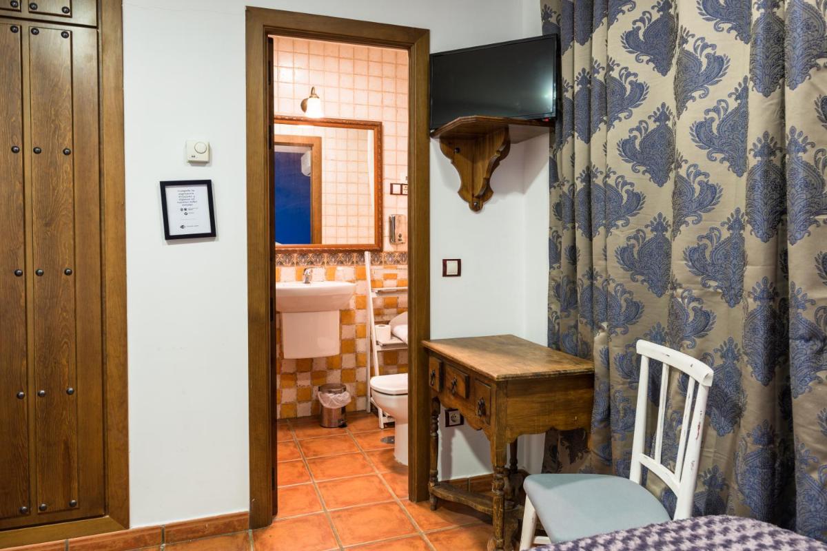 Hostal Restaurante Rijujama - Housity