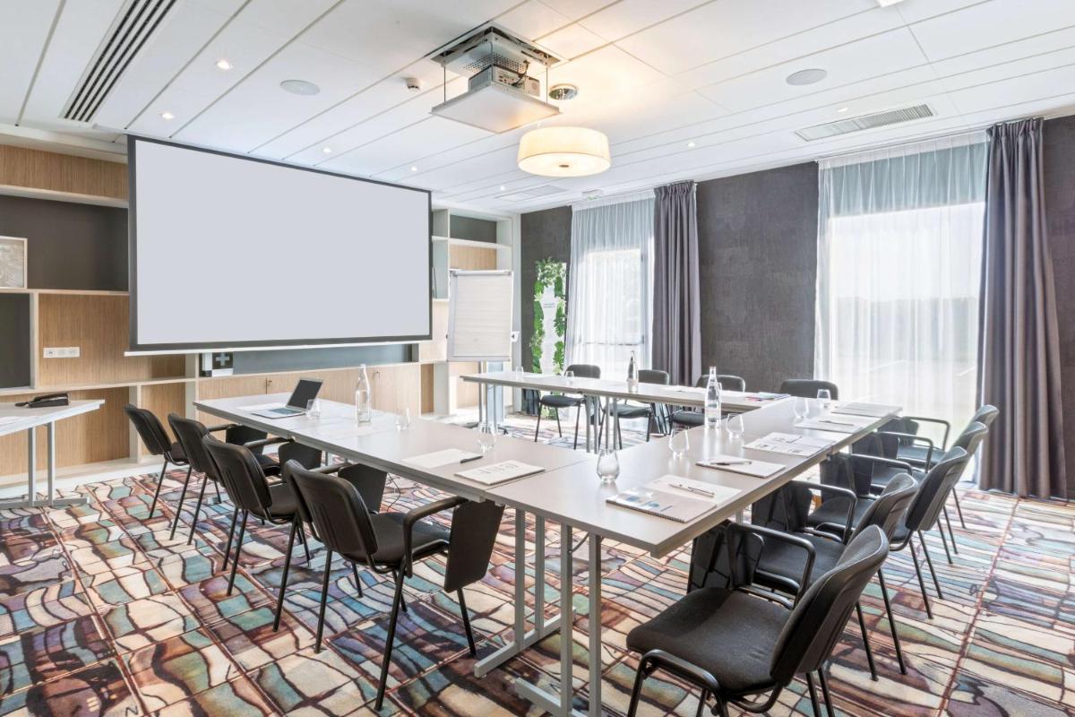 Espace de conférence ou salle de réunion dans l'établissement Best Western Plus Europe Hôtel Brest
