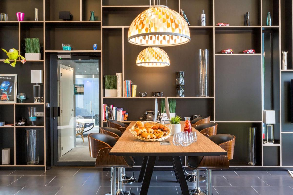 Nourriture dans l'hôtel ou à proximité