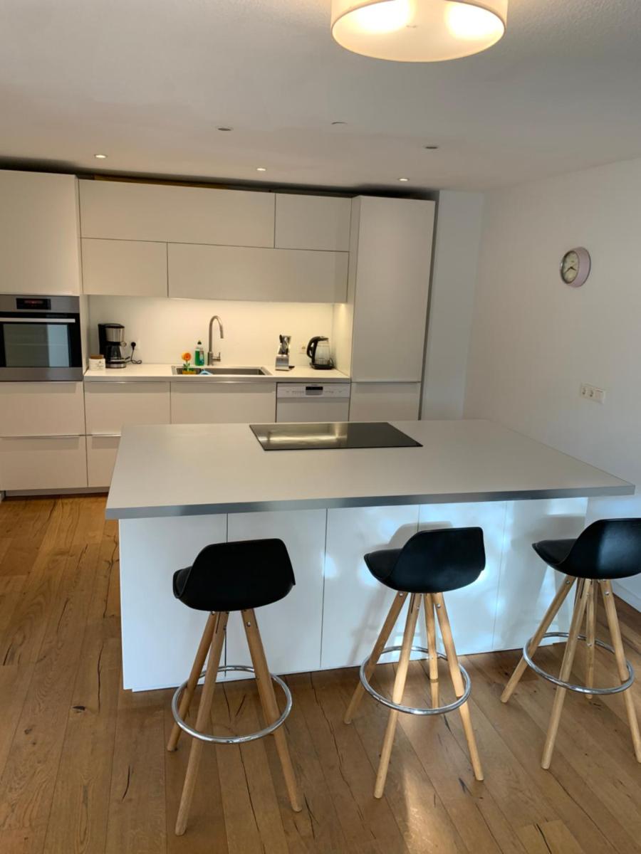 Direkte Nähe zur Uniklinik, Exklusive Wohnung mit eigenem Garten und offener Küche - Housity