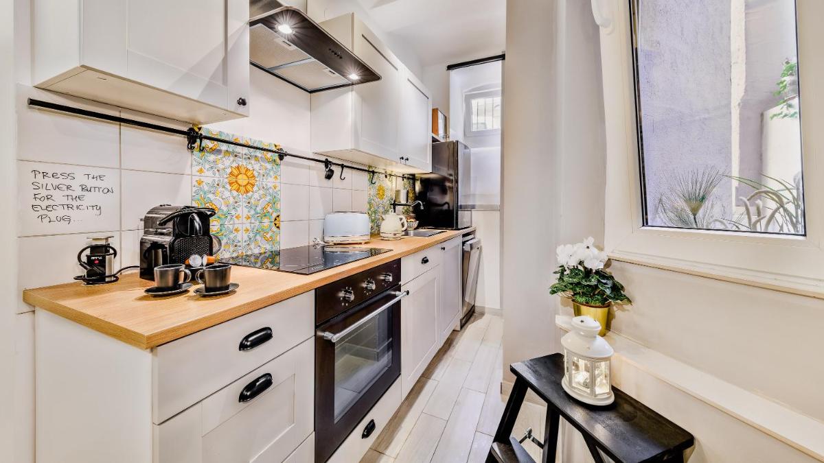 Apartments Santini - Housity