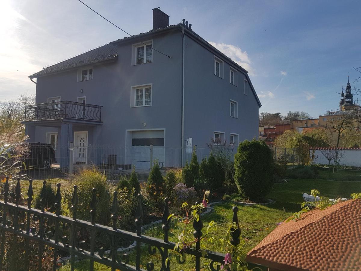 Villa Zdrojowa - Housity