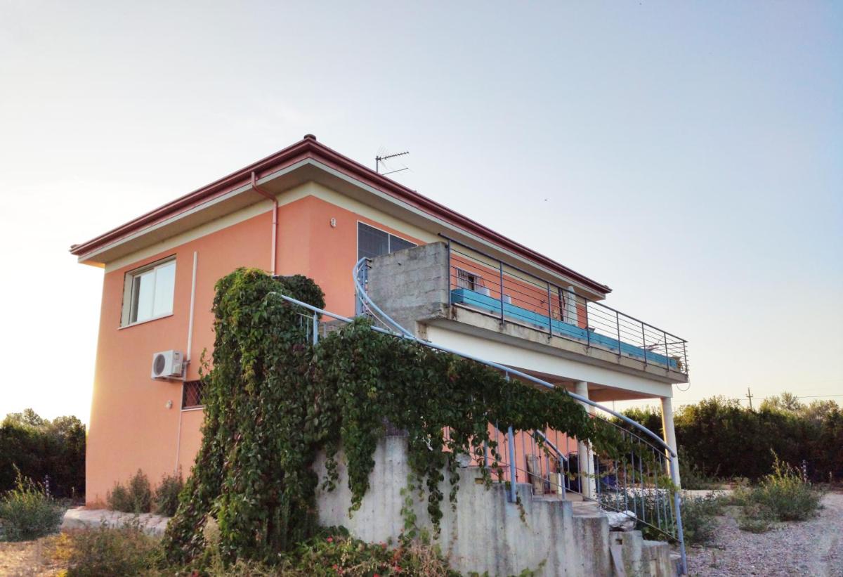 Villetta tra gli agrumeti - Housity