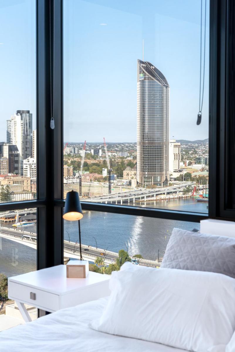 South Bank River and City view Apartment - Hizvo