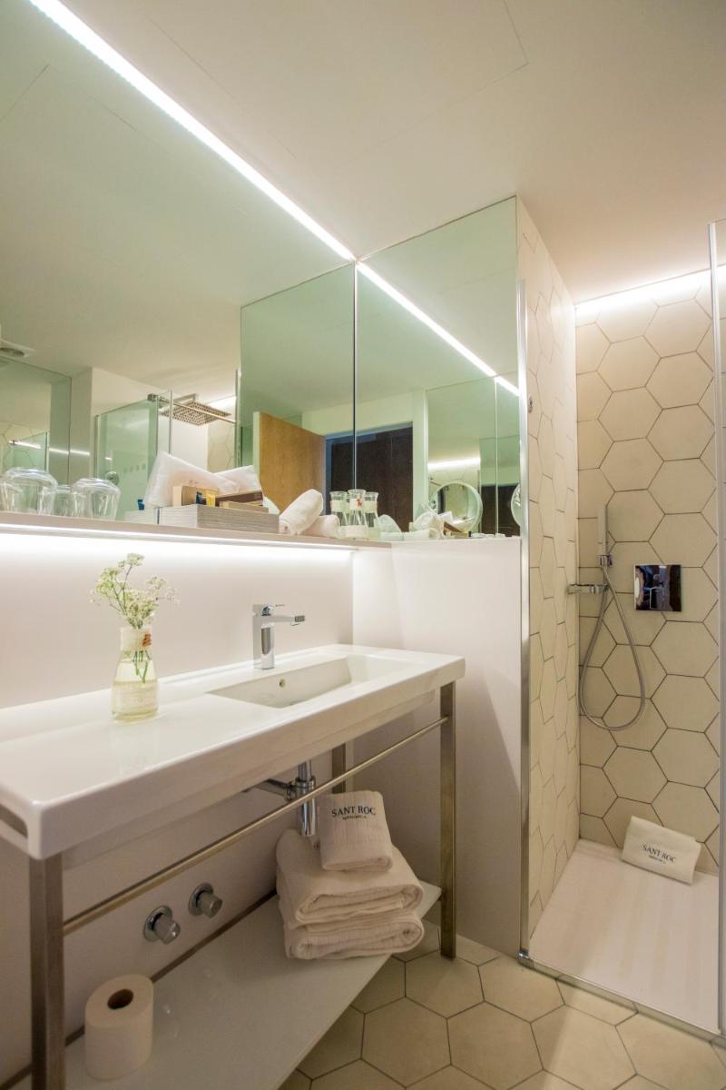 Un baño de Boutique Hotel Sant Roc & Spa