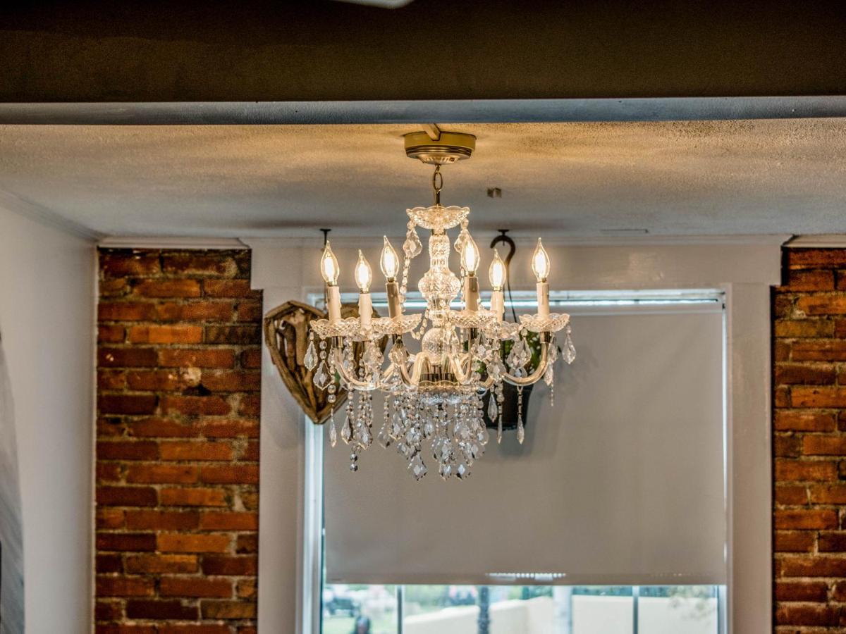 Artist Enclave in Downtown Harrisburg near Hershey - Housity