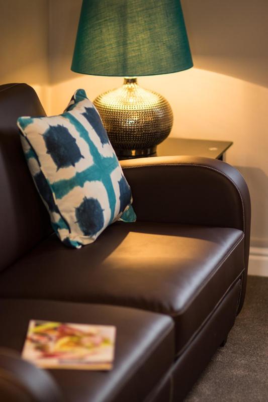 Riber Cottage - Darwin Lake Holiday Village - Housity
