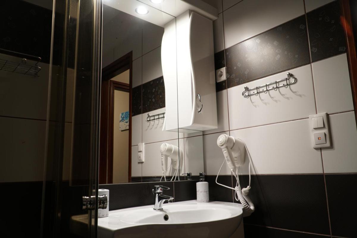 Eplényi Apartmanház - Housity